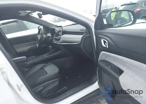 2024 Jeep Compass Latitude 4X4 from USA, damaged, VIN 3C4NJDBN3RT118918